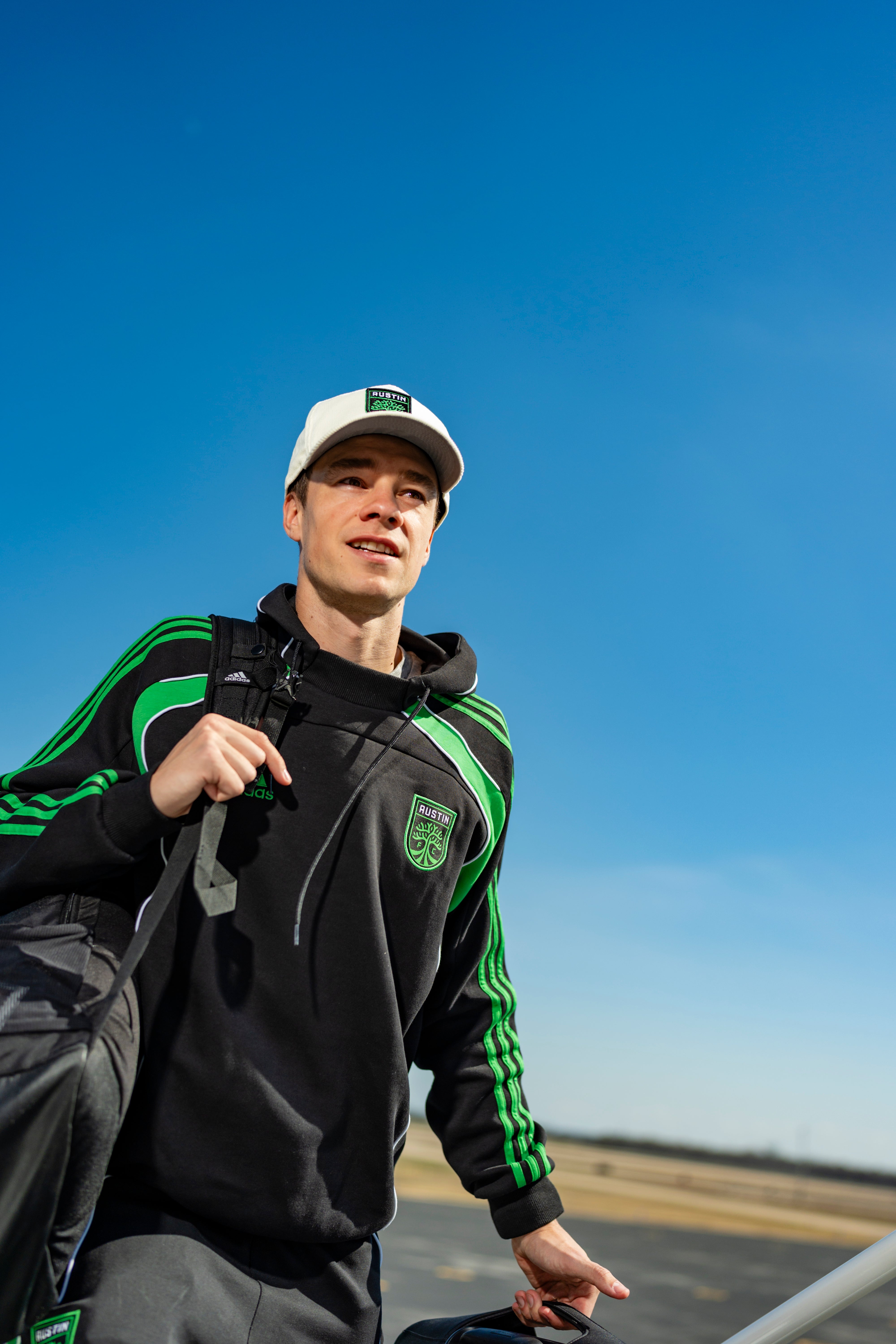 TRAVEL – The Verde Van